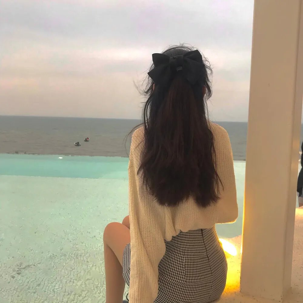 地下室 封面